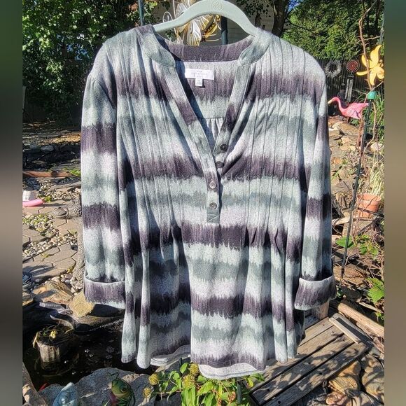 new directions Tops - Green Tunic